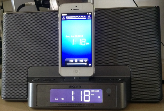 Sony ICF-CS15iPN docked with an iPhone 5 and displaying the D-Sappli App